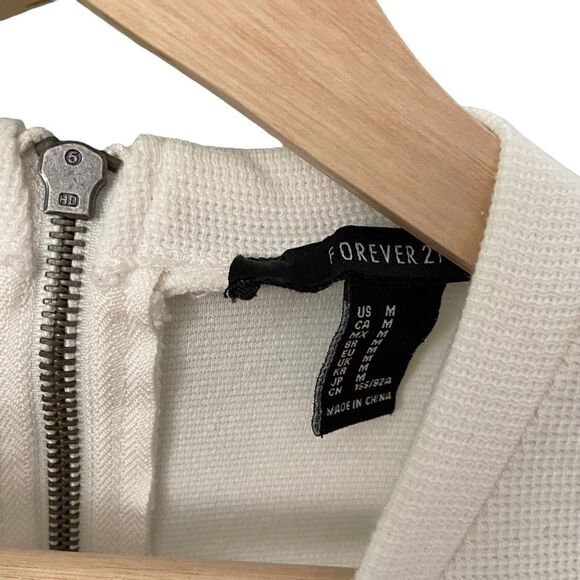 Forever 21 White Basic Mini Dress T-shirt in Size Medium - Picture 6 of 6
